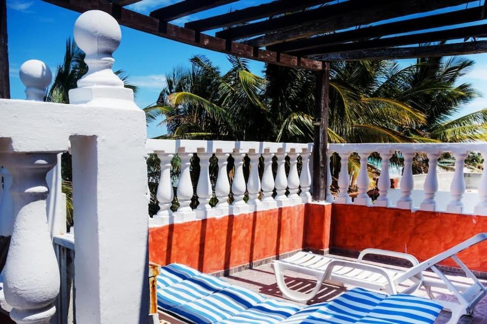Beachfront Casa Maya Lodge 埃尔库约 外观 照片